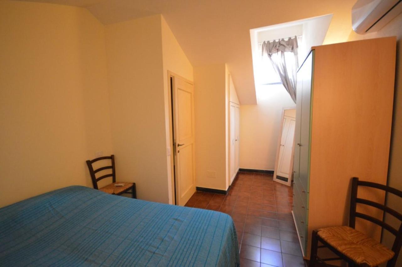 13 Centro - Meravigliosa Casa Sulla Piazzetta Di Porto Faro Palau Room photo